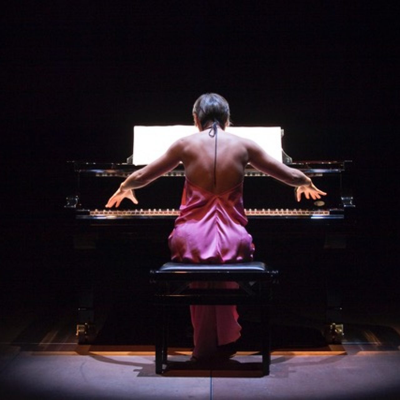 TOMOKO MUKAIYAMA (PIANO)