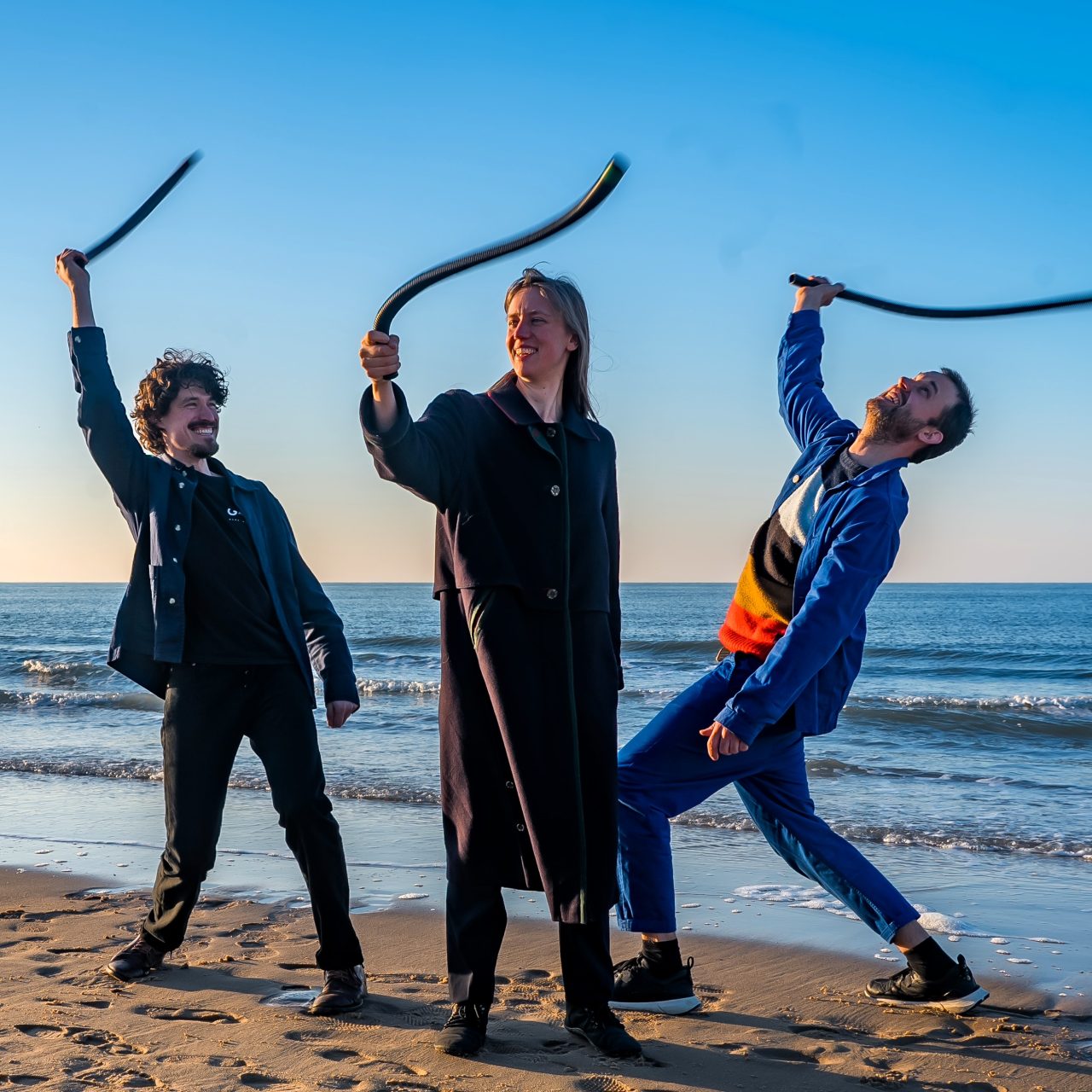 PONGA: Yanna Pelser/altviool, Timon Koomen/gitaar,  Remco Menting/percussie