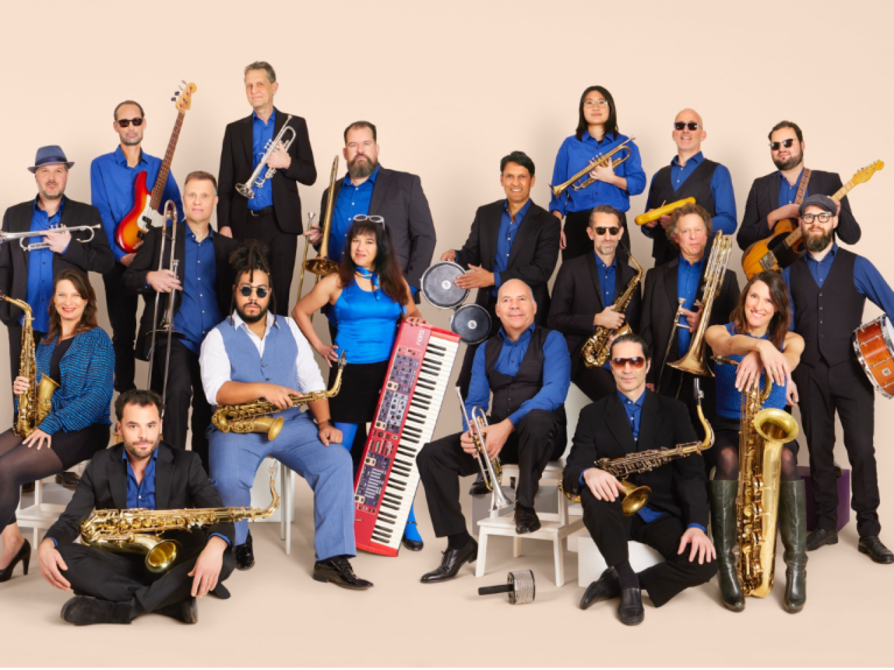 Amsterdam Funk Orchestra o.l.v. Lucas Santana featuring Lilian Vieira